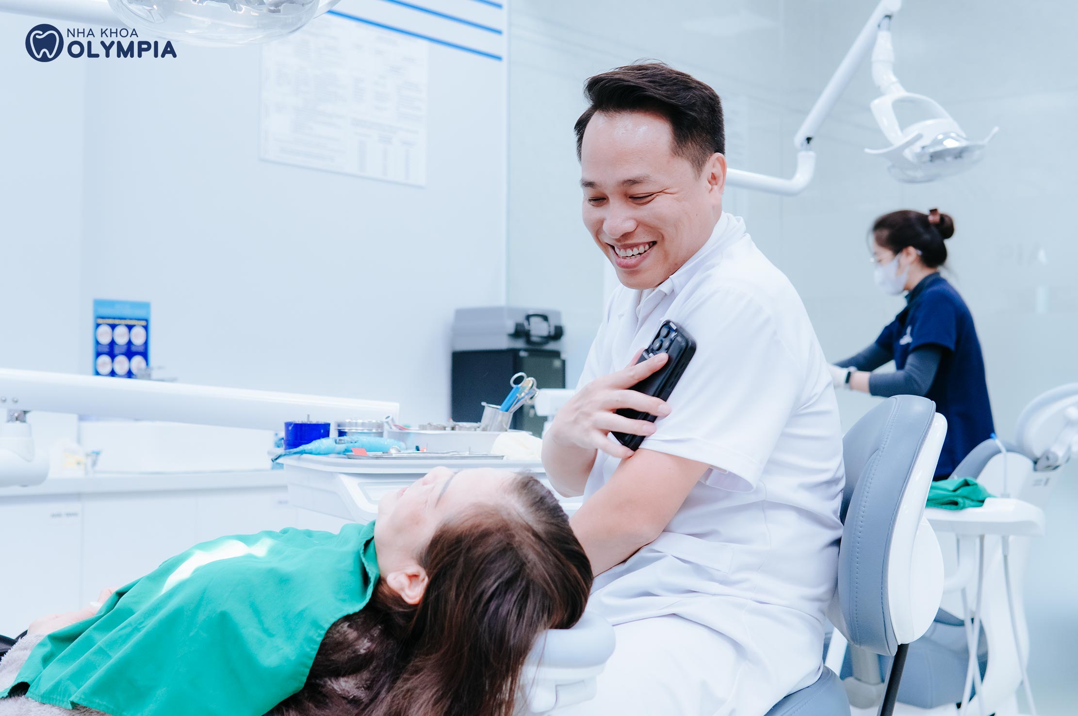 Chọn trụ Implant của Hàn Quốc hay Châu Âu phụ thuộc vào điều kiện kinh tế và trình trạng răng